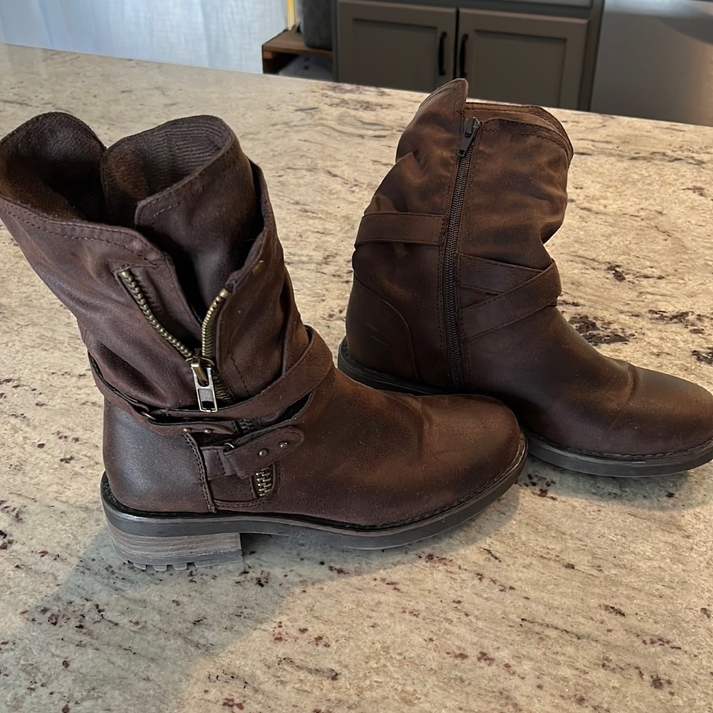 Mid calf boots